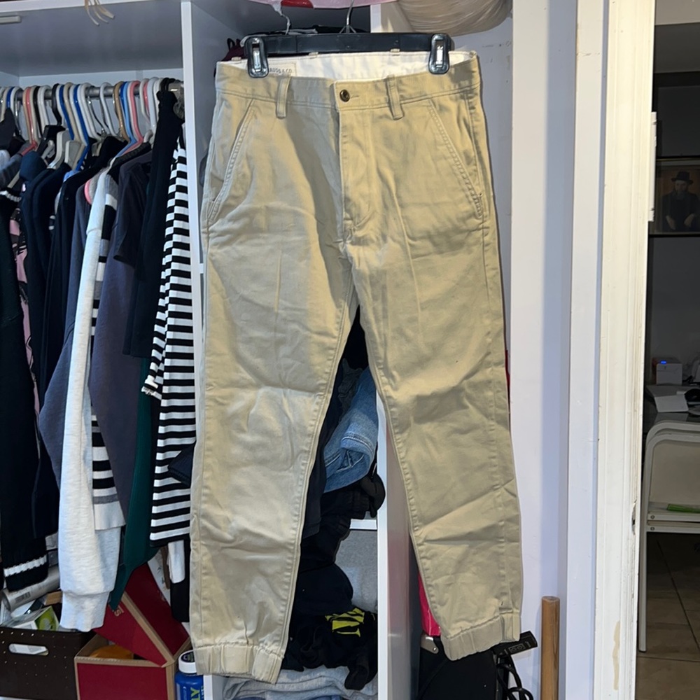 THRIFTED LEVIS CARGO PANTS